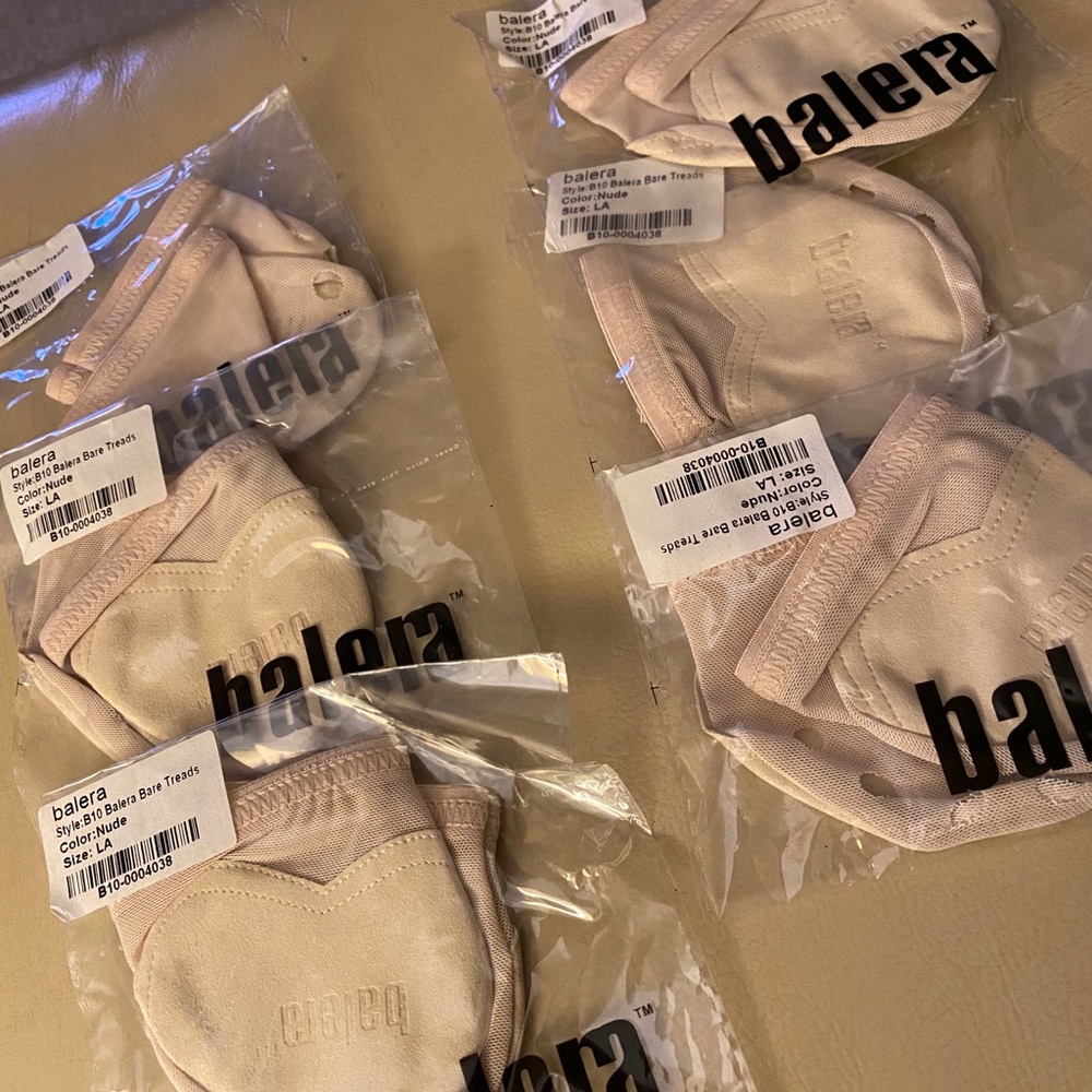 Balera Nude Bear Paws Ballet Shoes Large Adult